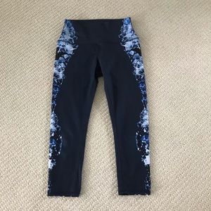 Alo Yoga Capri Legging